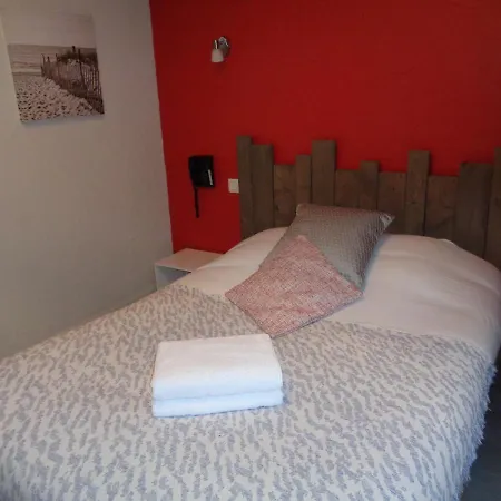 Hotel Logis La Maison Bonnet 2*