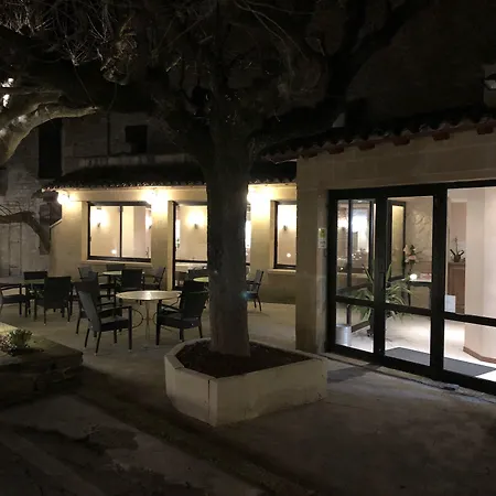 Hotel Logis La Maison Bonnet Grane