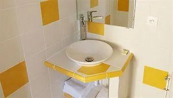 Logis La Maison Bonnet Hotel