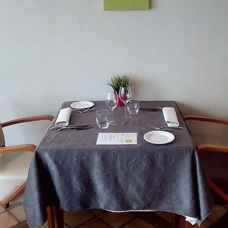 Logis La Maison Bonnet 2* Grane