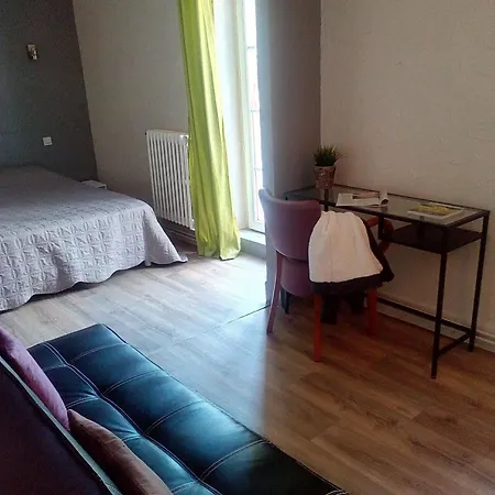 Logis La Maison Bonnet Hotel 2*