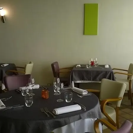 Hotel Logis La Maison Bonnet Grane